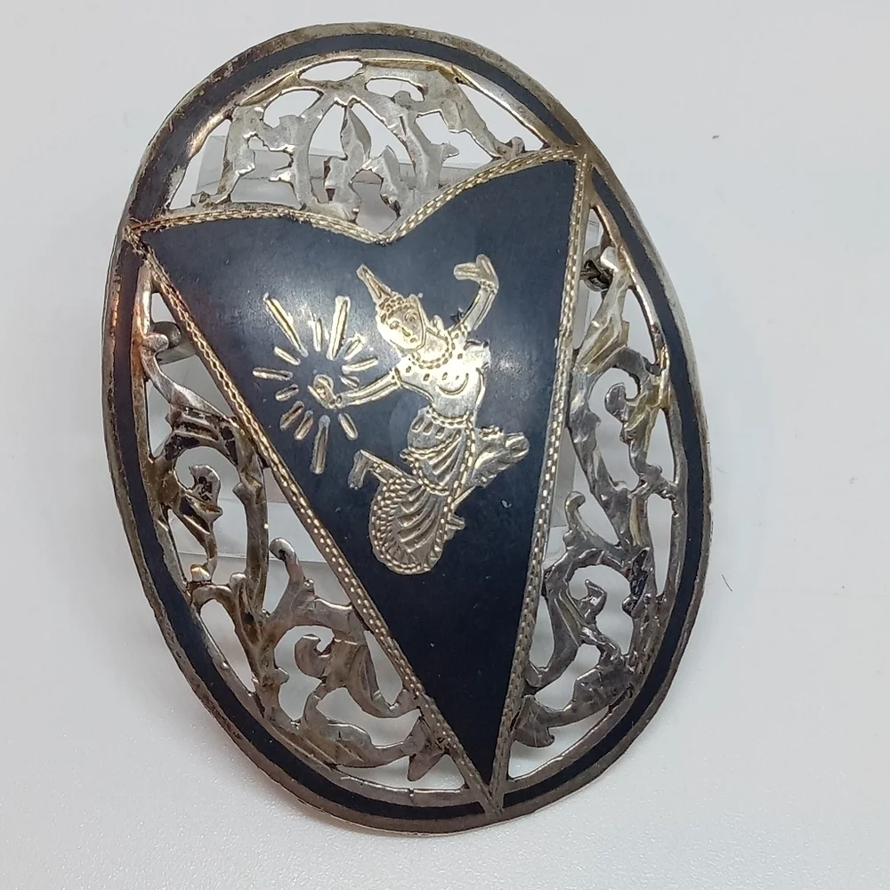 * vintage Siam Sterling Silver Niello pin or pendant style brooch